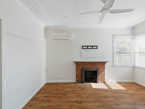 37 Mackie Street, New Lambton, image 2
